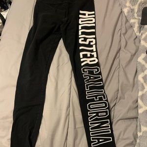 black hollister leggings